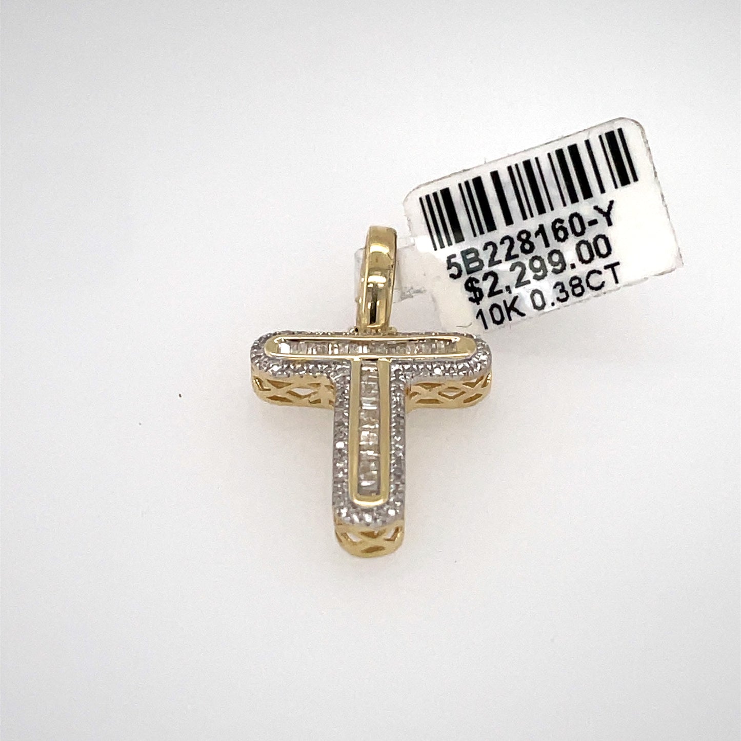 Diamond Initial Pendant in Yellow Gold - 0.24 CTW