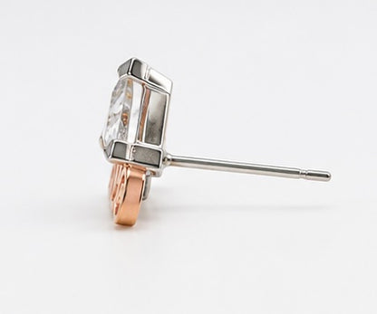 D9 ΔΣΘ Diamond Pyramid Stud Earrings in 2-Tone Gold