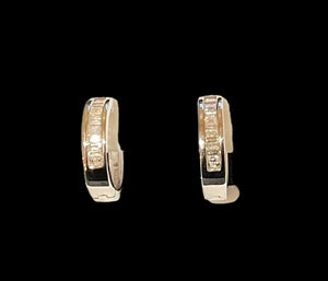 Diamond Huggie Earrings Round, Baguette Cut 0.21 Carats 14KT Gold